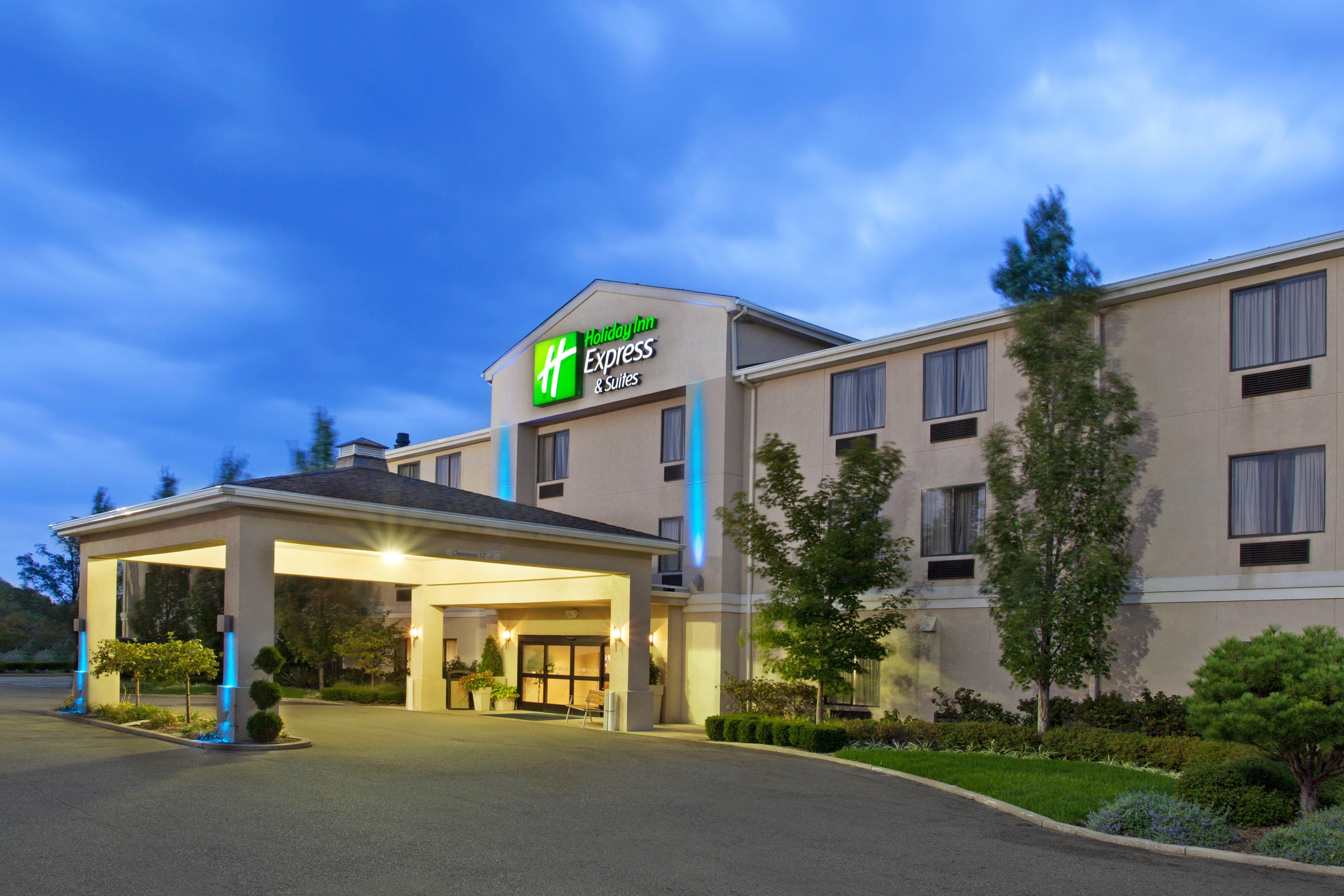 Holiday Inn Express & Suites Alliance By Ihg Zewnętrze zdjęcie